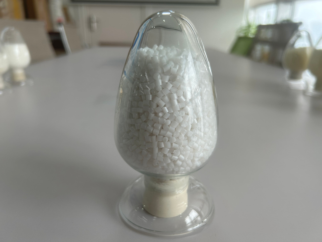 Agente de espuma de PVC D-300C para juntas de tapa de botella de grado alimenticio y juguetes ecológicos | Alta expansión, no AZO, segura para el contacto directo de alimentos